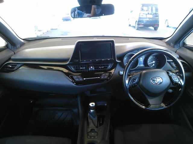 Toyota C-HR 2018 8311946-8