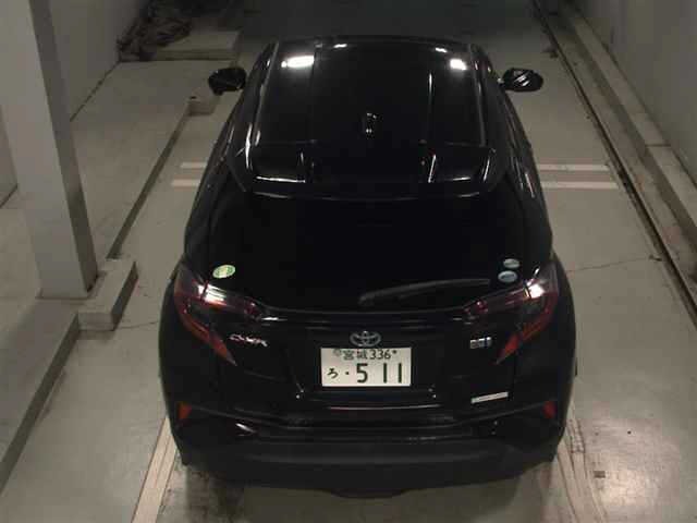 Toyota C-HR 2017 8311951-7
