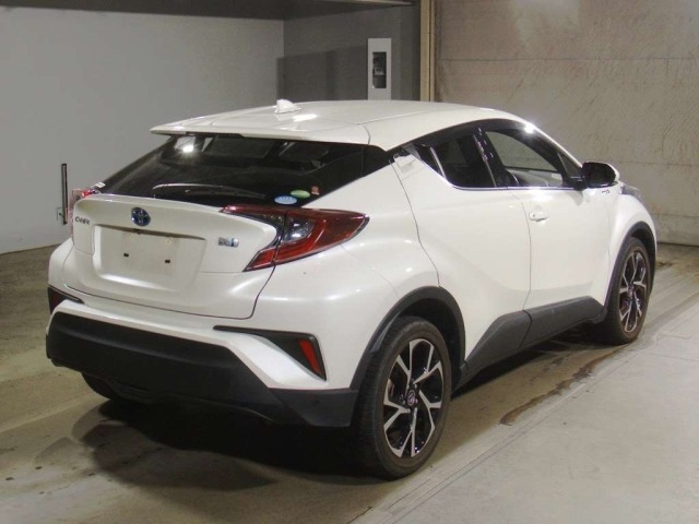 Toyota C-HR 2019 8311952-1