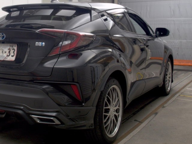 Toyota C-HR 2017 8311955-5
