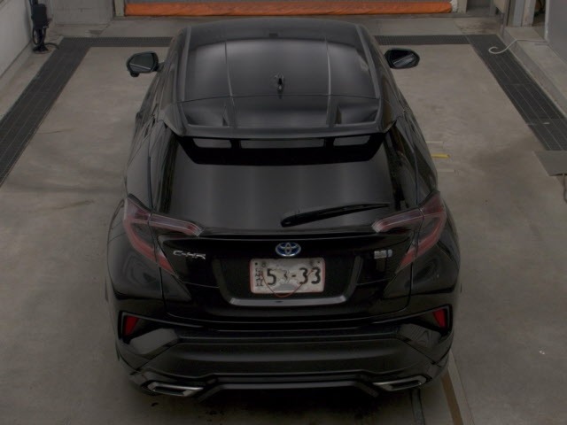 Toyota C-HR 2017 8311955-7