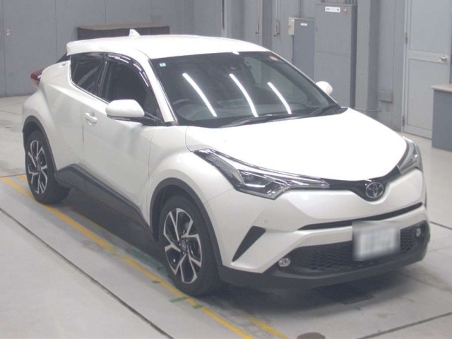 Toyota C-HR 2018 8311966-5