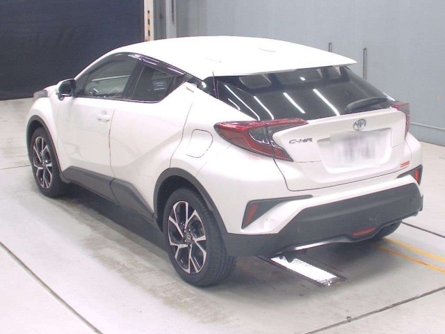 Toyota C-HR 2018 8311966-6