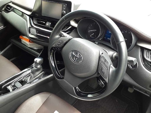 Toyota C-HR 2018 8311966-7