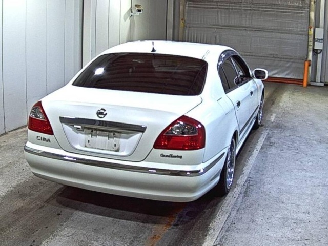 Nissan CIMA 2003 8322997-5