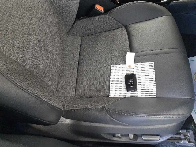 Toyota COROLLA CROSS 2023 8321166-10