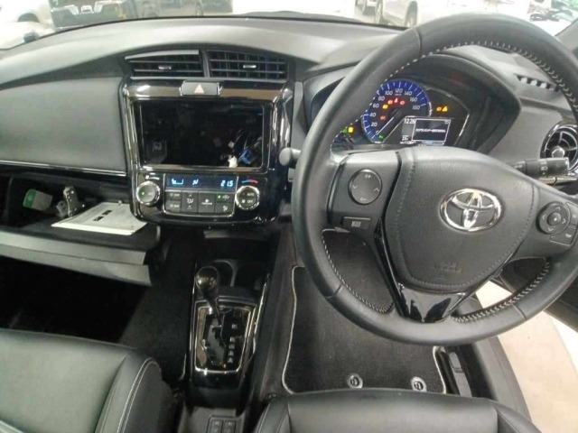 Toyota COROLLA FIELDER 2017 8317163-11