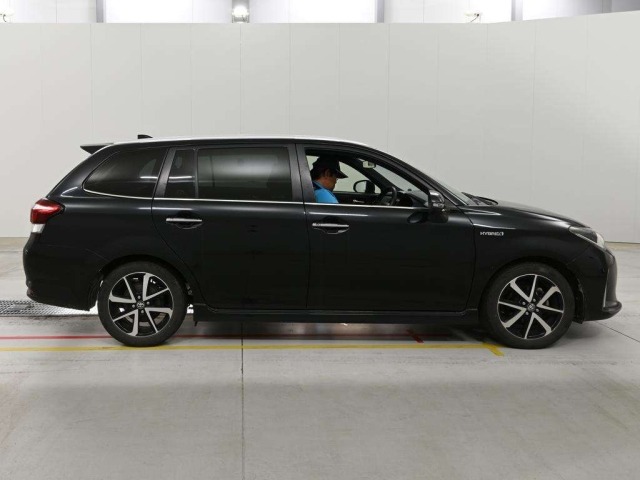 Toyota COROLLA FIELDER 2017 8317163-3