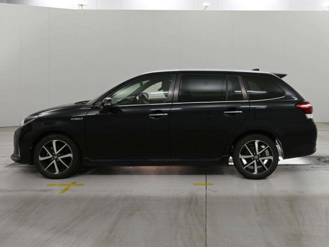 Toyota COROLLA FIELDER 2017 8317163-4