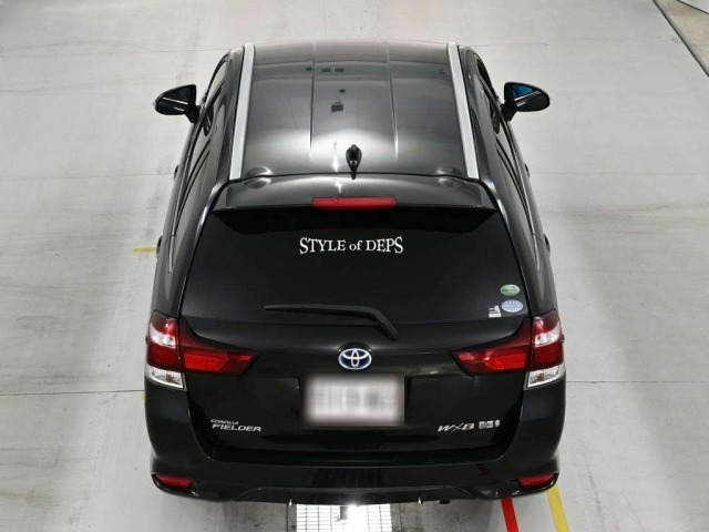 Toyota COROLLA FIELDER 2017 8317163-8