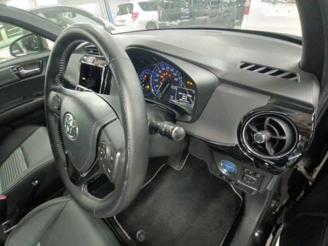 Toyota COROLLA FIELDER 2017 8317163-9
