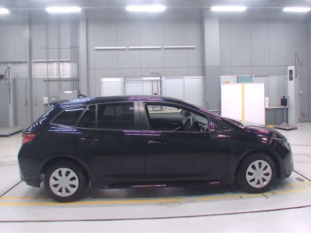 Toyota COROLLA TOURING 2024 8321158-3
