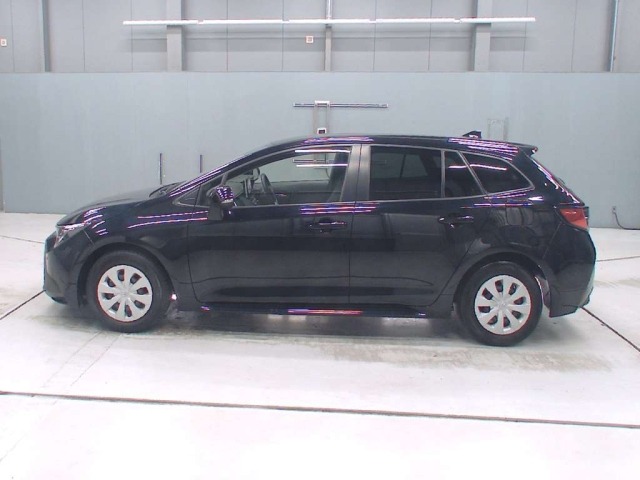 Toyota COROLLA TOURING 2024 8321158-4