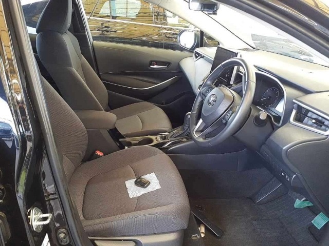 Toyota COROLLA TOURING 2024 8321158-8