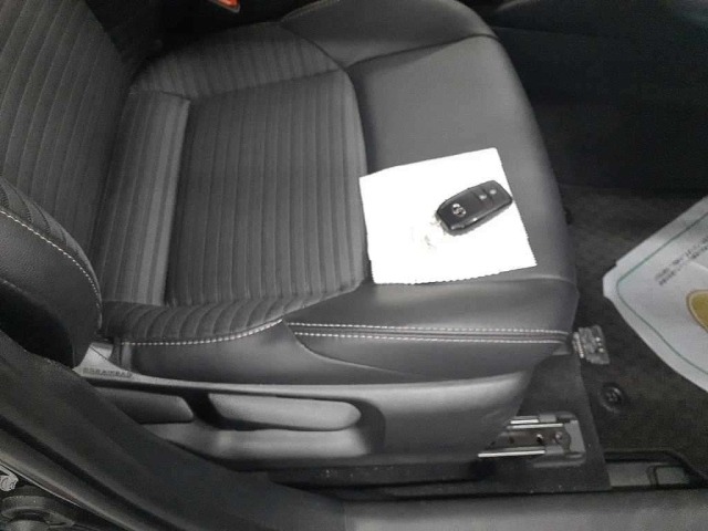 Toyota COROLLA TOURING 2023 8321192-10