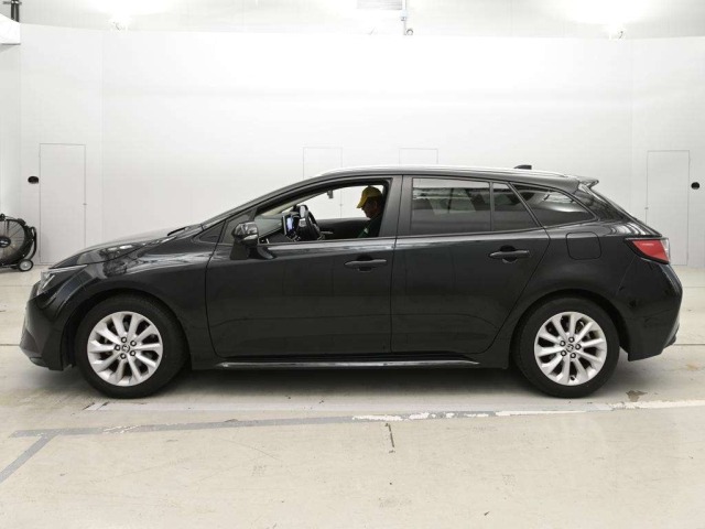 Toyota COROLLA TOURING 2022 8321202-4