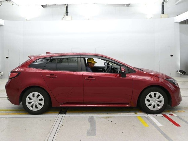 Toyota COROLLA TOURING 2021 8321218-3