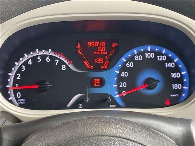 Nissan CUBE 2013 8322229-16