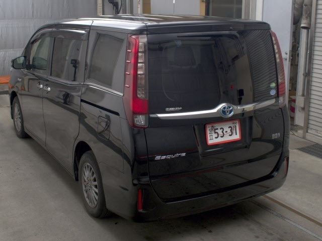 Toyota ESQUIRE 2015 8320700-1