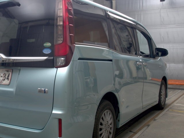 Toyota ESQUIRE 2015 8320701-5