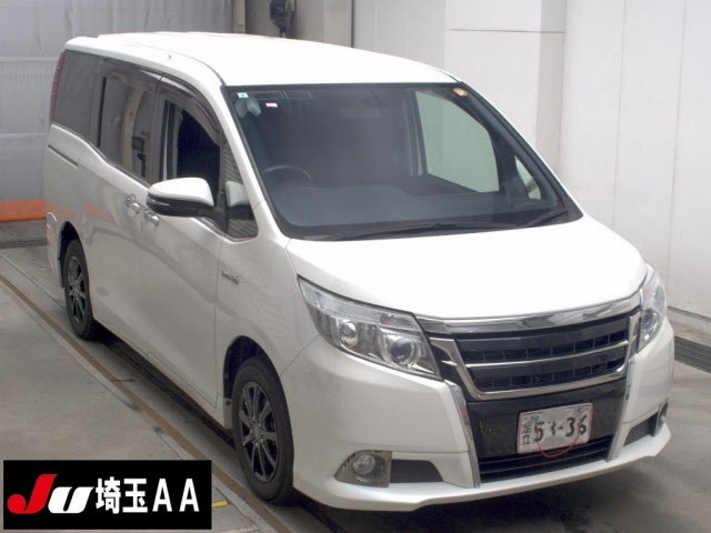 Toyota ESQUIRE 2015 8320702-0