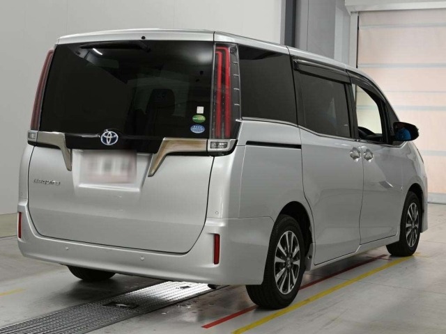 Toyota ESQUIRE 2019 8320707-1