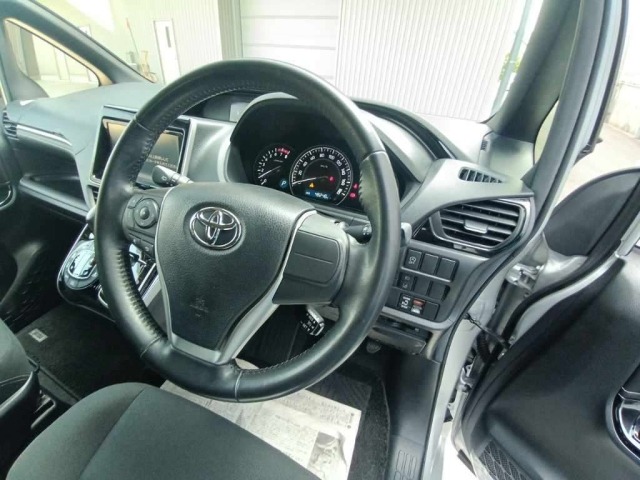 Toyota ESQUIRE 2019 8320707-9