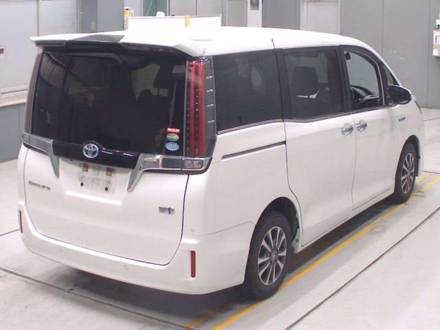Toyota ESQUIRE 2019 8320714-1