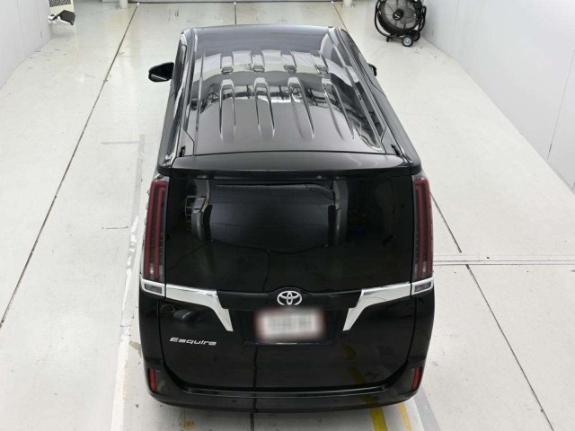 Toyota ESQUIRE 2020 8320715-8