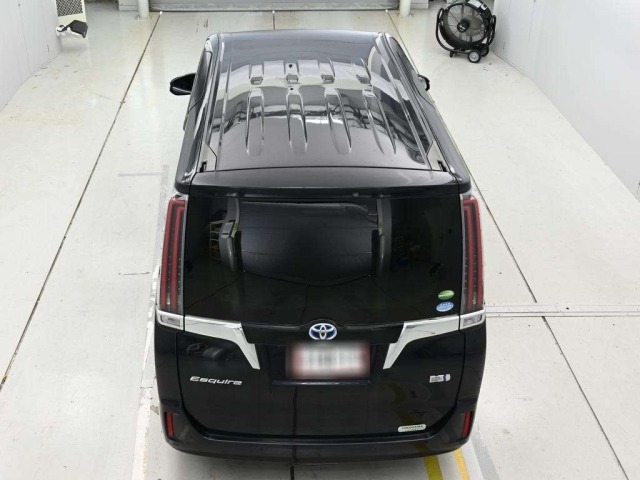 Toyota ESQUIRE 2020 8320720-8