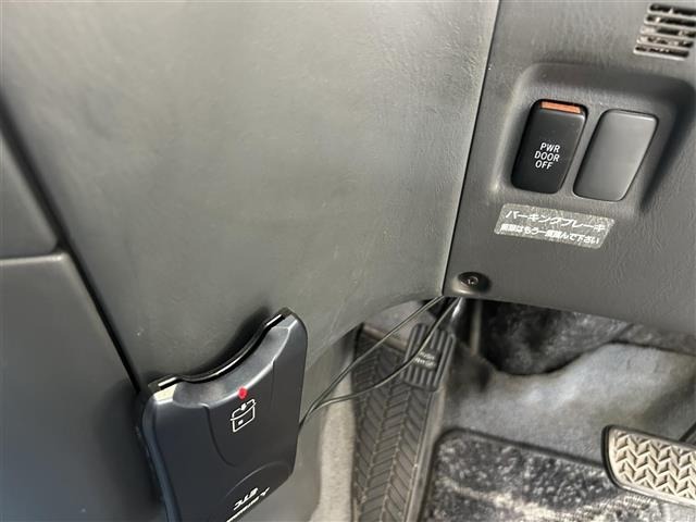 Toyota ESTIMA T 2003 8322439-3