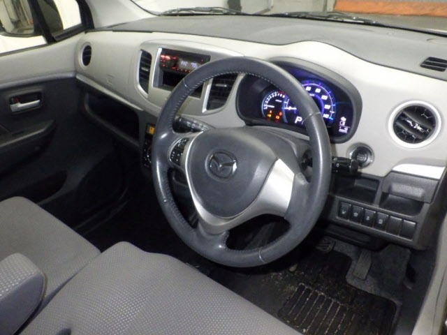 Mazda FLAIR 2016 8319700-3