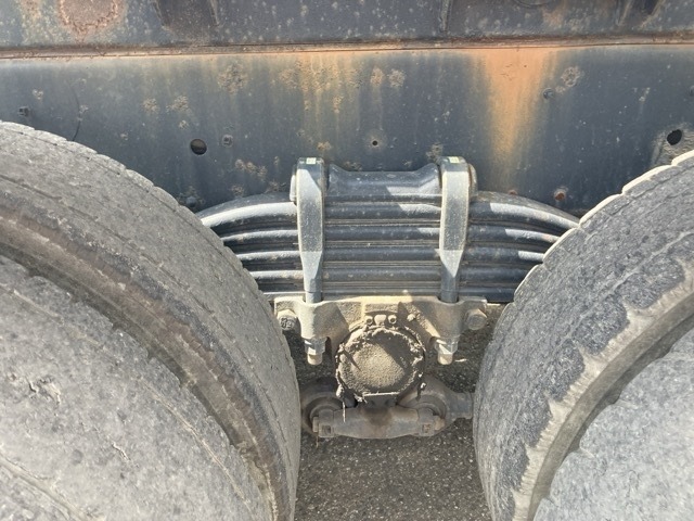 Isuzu GIGA 2014 8320335-8