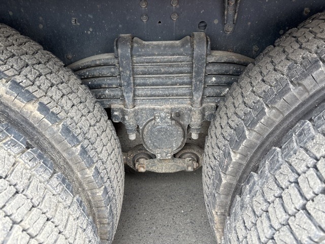 Isuzu GIGA 2014 8320497-8