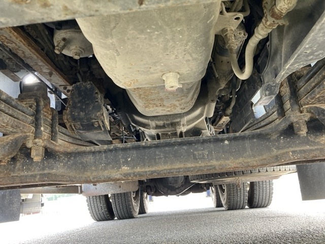 Isuzu GIGA 2014 8320497-9