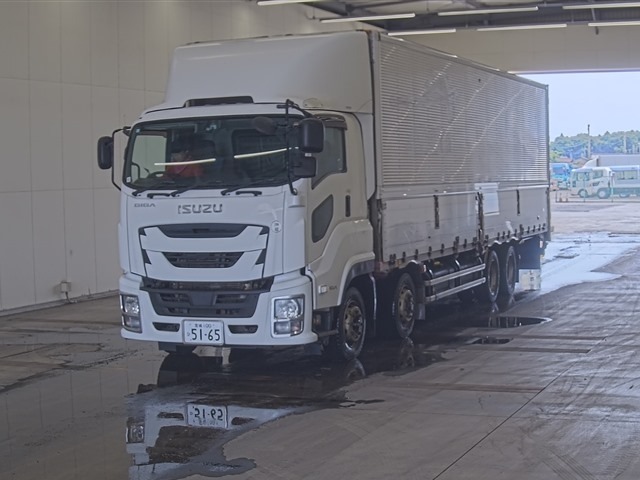 Isuzu GIGA 2017 8320537-0