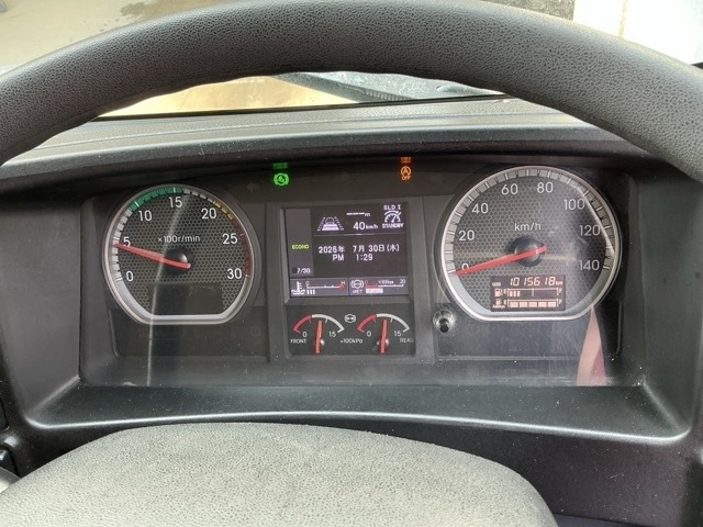 Isuzu GIGA 2017 8320537-6