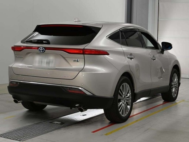 Toyota HARRIER 2023 8320469-1