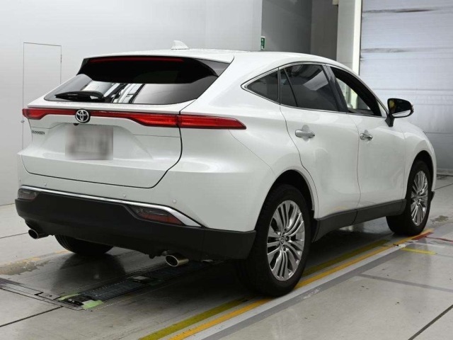 Toyota HARRIER 2023 8320516-1