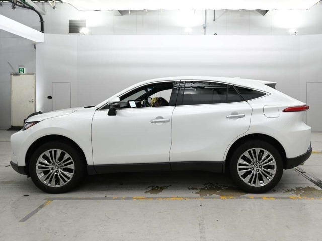 Toyota HARRIER 2023 8320516-4
