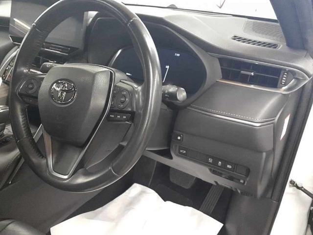 Toyota HARRIER 2023 8320516-9