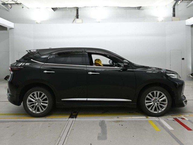 Toyota HARRIER 2018 8320519-3