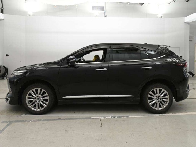 Toyota HARRIER 2018 8320519-4