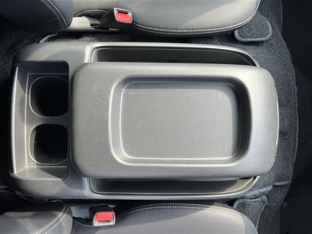 Toyota HIACE VAN 2022 8309181-2