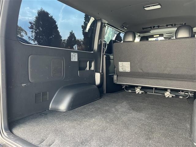 Toyota HIACE VAN 2022 8309181-5