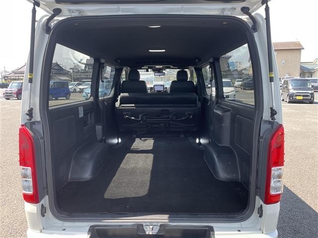 Toyota HIACE VAN 2024 8309189-11