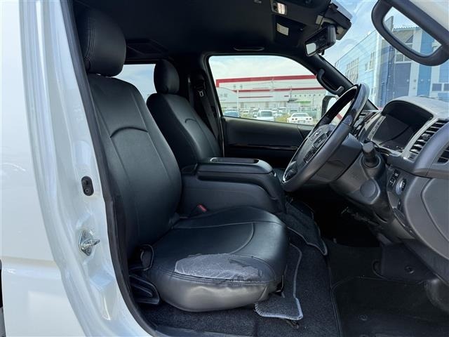 Toyota HIACE VAN 2024 8309189-5