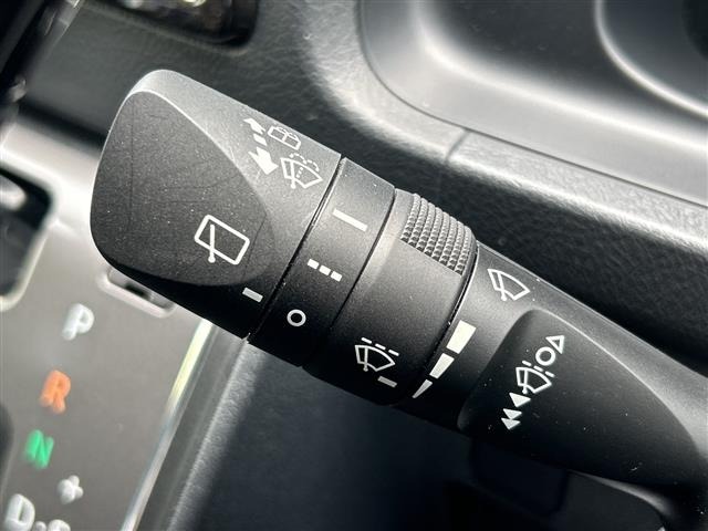 Toyota HIACE VAN 2024 8309190-12