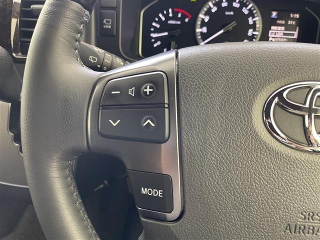 Toyota HIACE VAN 2023 8309197-7