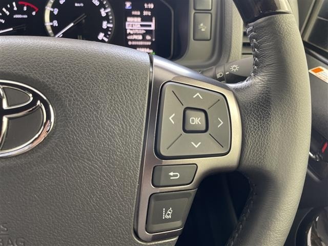 Toyota HIACE VAN 2023 8309197-9